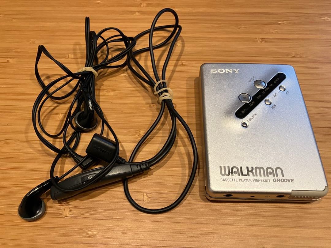 SONY ソニー ウォークマン WM-EX677 ジャンク品