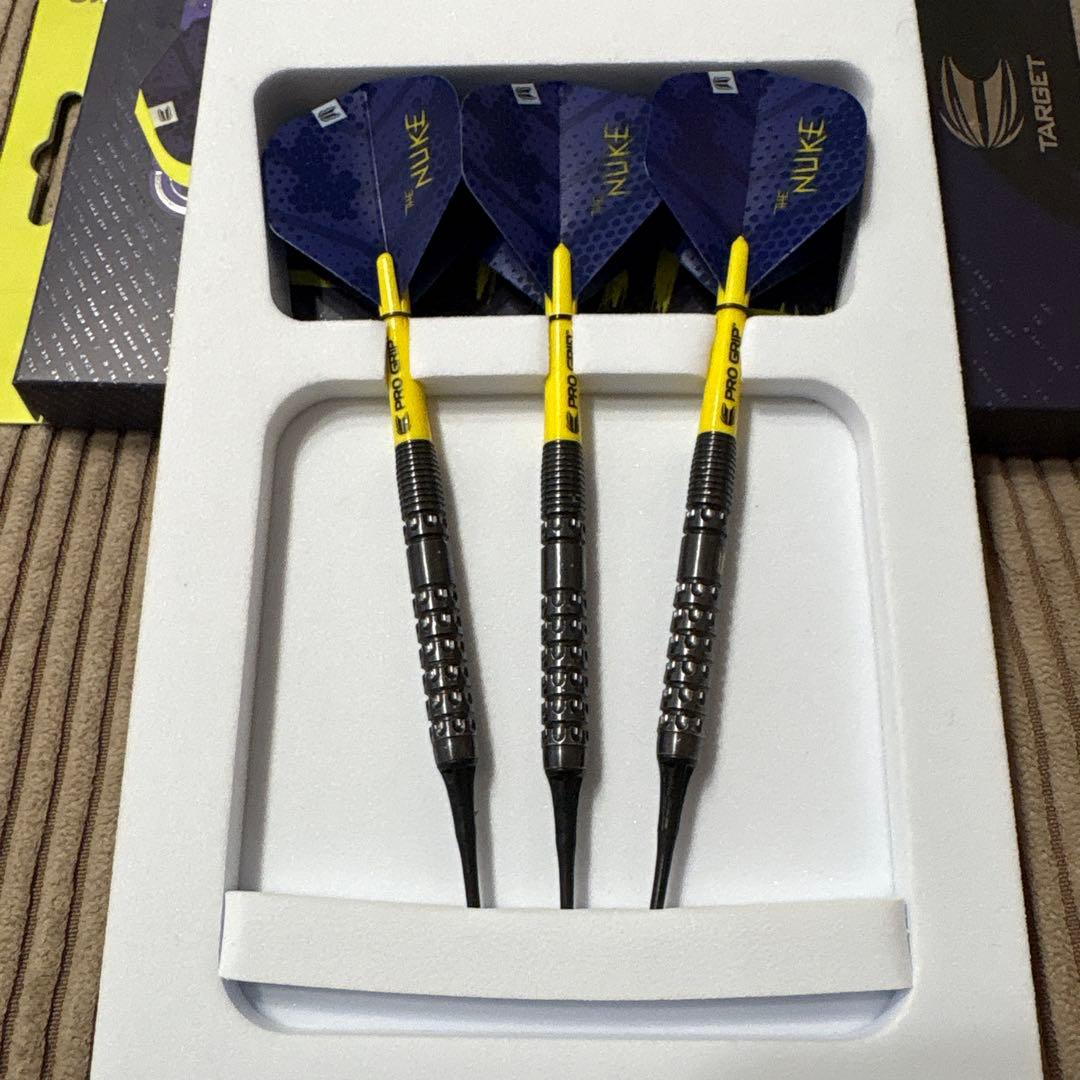 定価18000円 ルークリトラー Luke littler the nuke