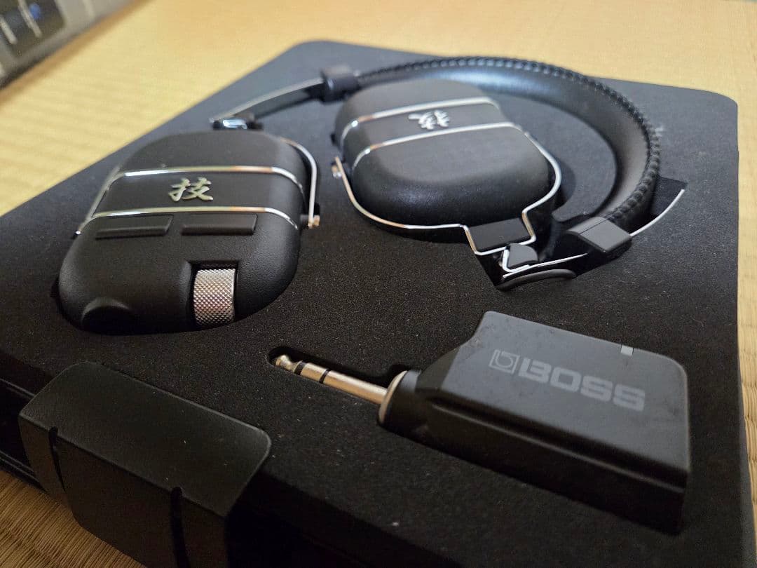「美品」BOSS WAZA-AIR ワイヤレス ヘッドホンギターアンプ 技