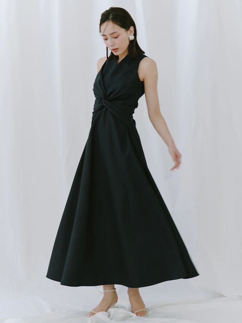 anuans ツイストギャザーワンピース