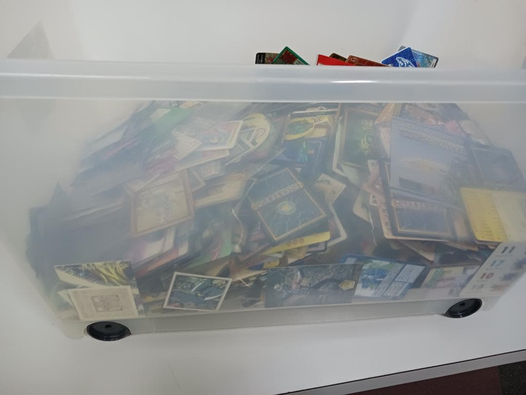 イ*ヌ様 カード大量 まとめて売りドラゴンボール ハンターハンターなど他 現状品