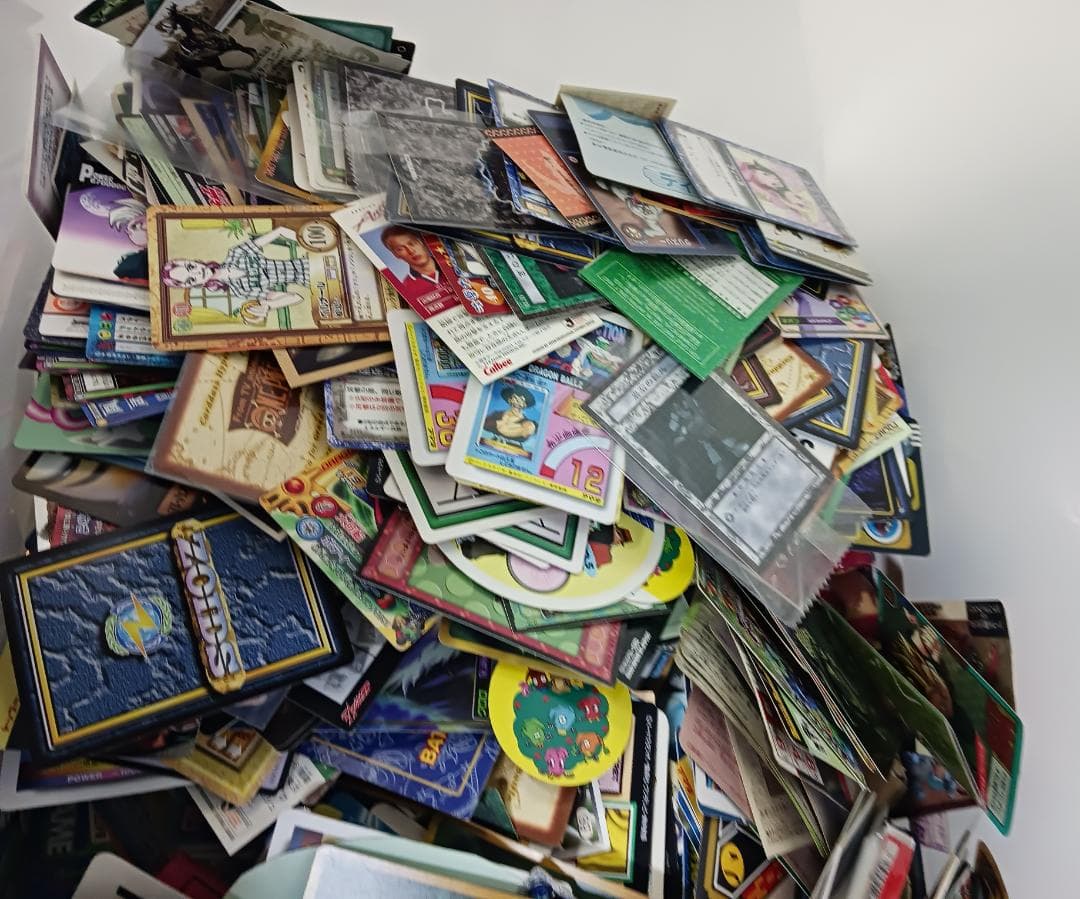 イ*ヌ様 カード大量 まとめて売りドラゴンボール ハンターハンターなど他 現状品