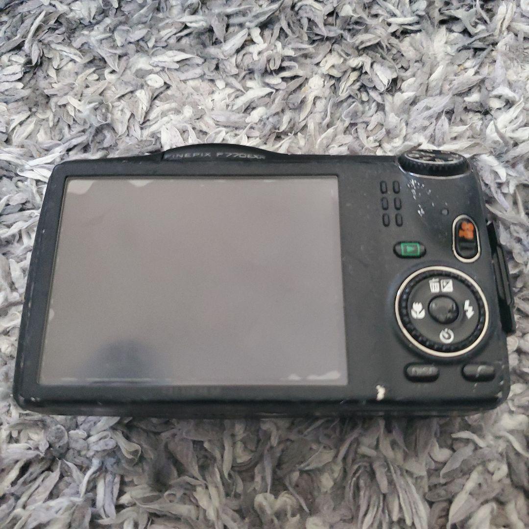 箱有 動作品 FUJIFILM FINEPIX F770EXR BK ブラック