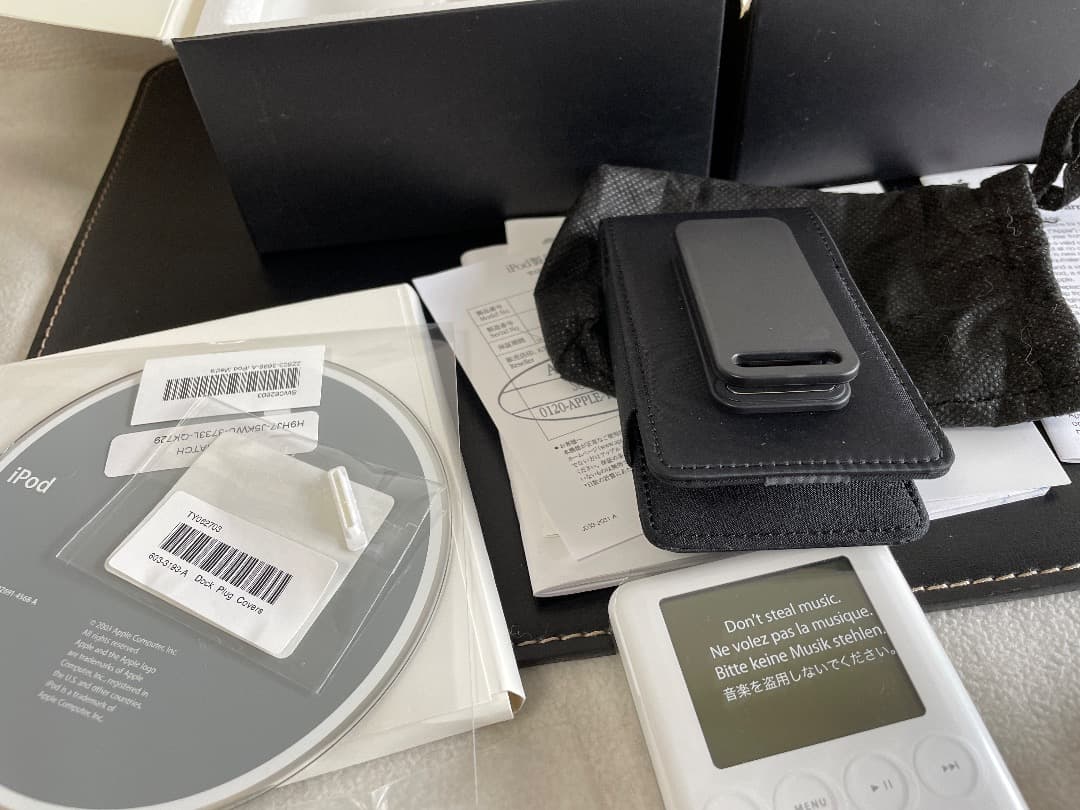 apple iPod A1040 第3世代 アイポッド M8946J/A