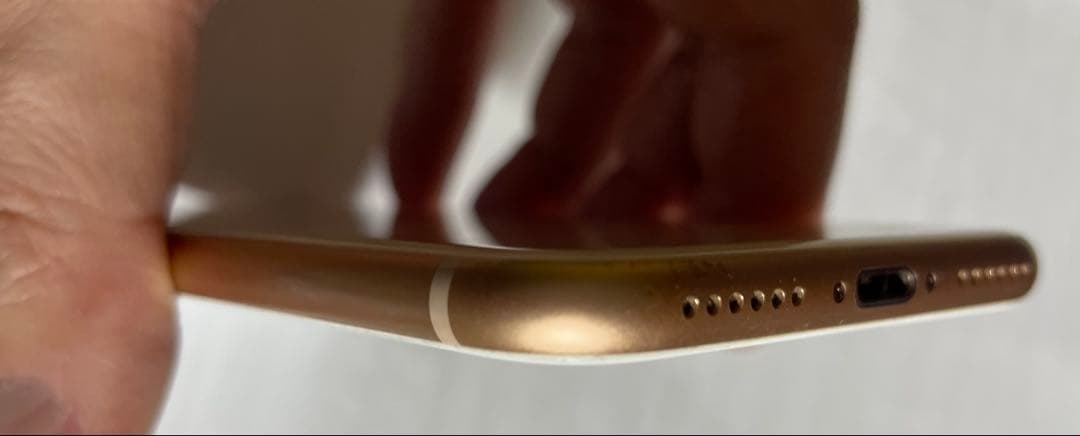 ピ*ん様 iPhone8 本体ゴールドピンク 美品