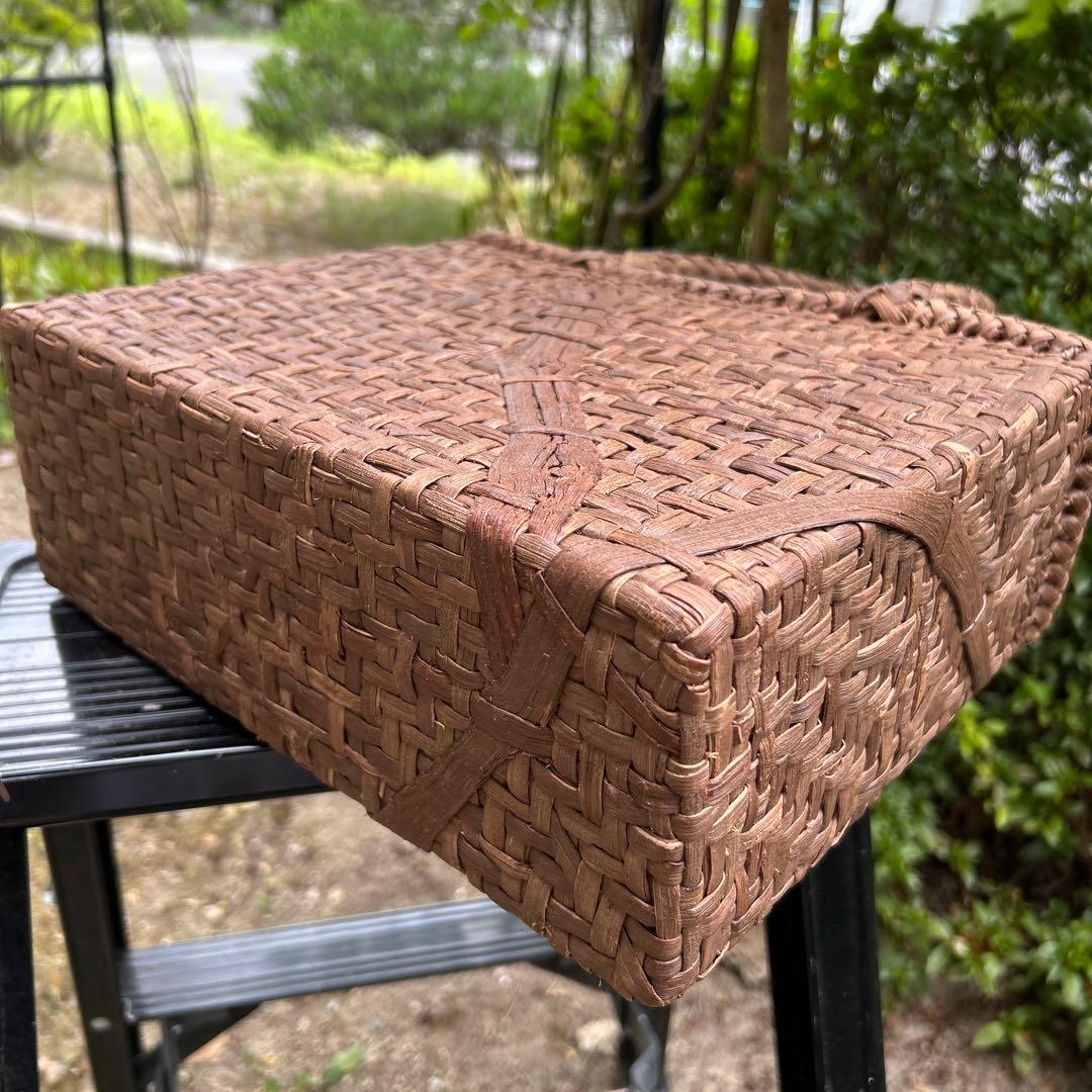 サ*ラ様 山葡萄蔓編み込みかごバッグ