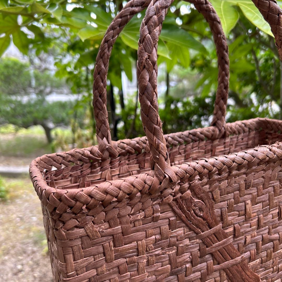 サ*ラ様 山葡萄蔓編み込みかごバッグ