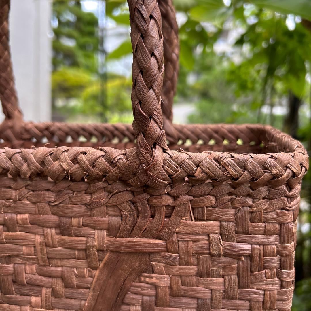 サ*ラ様 山葡萄蔓編み込みかごバッグ