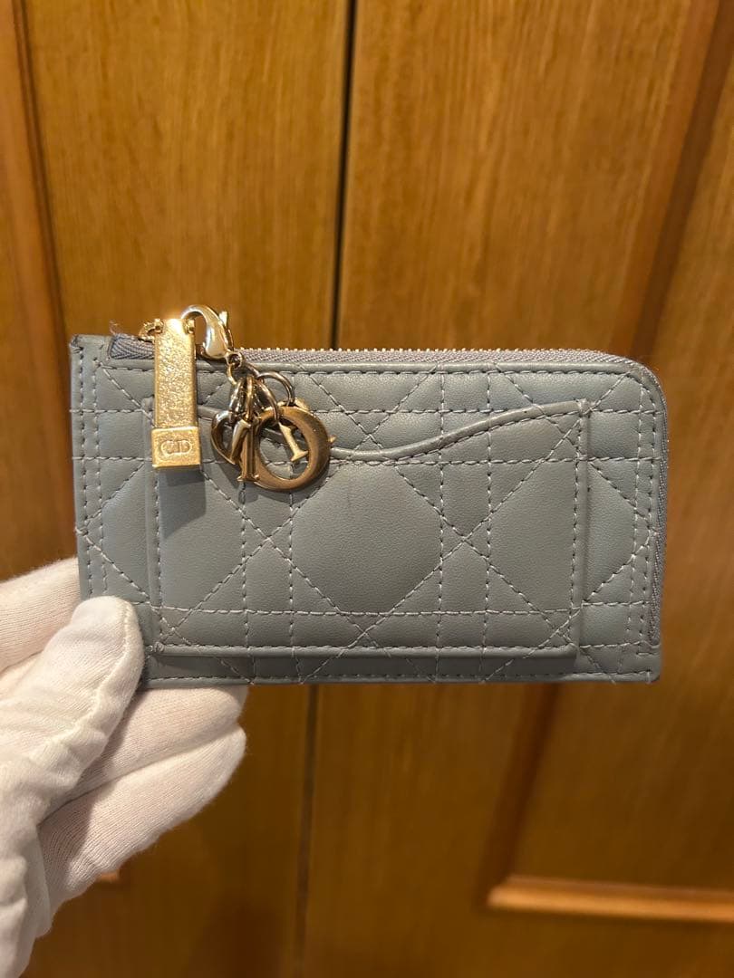ライトブルー キルティング ケース ディオール　Dior レディ