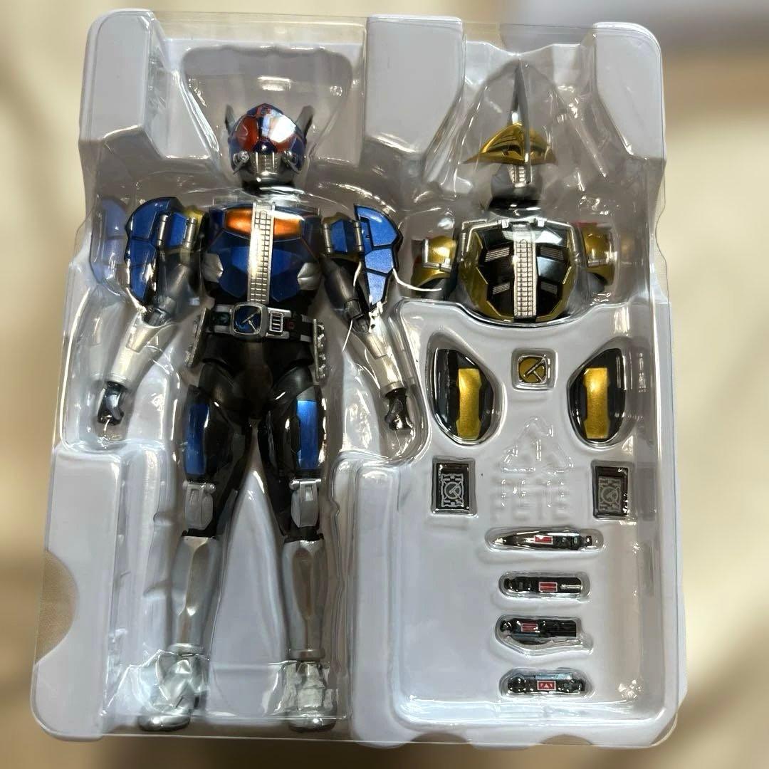 S.H.Figuarts 仮面ライダー電王 ロッドフォーム/アックスフォーム