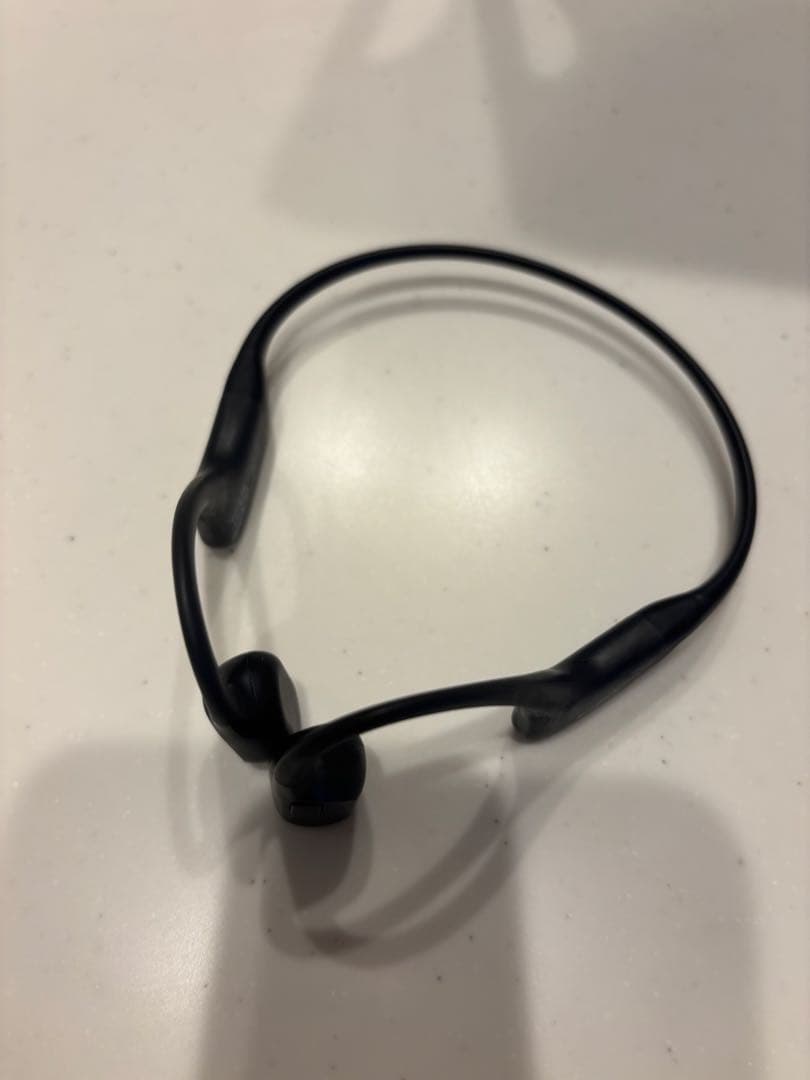 SHOKZ 骨伝導イヤホン ブラック USB充電ケーブル付き