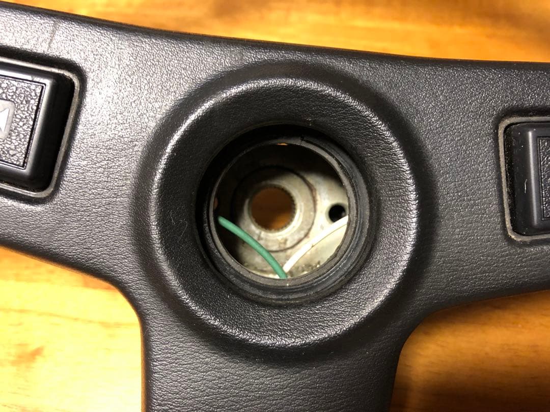 【美品】5代目トヨタコロナ純正ハンドル