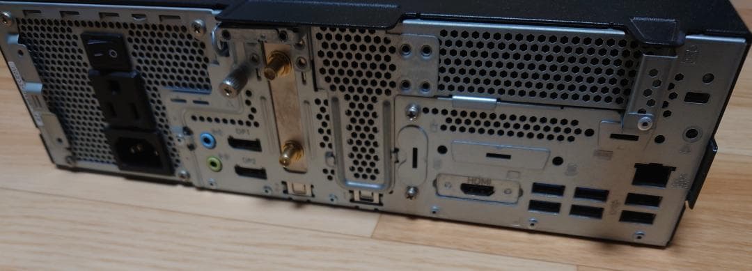 ESPRIMO WD2/E2 ダークシルバー　富士通