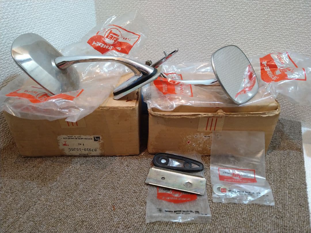 アウターミラー　トヨタ純正パーツ　87910-19055