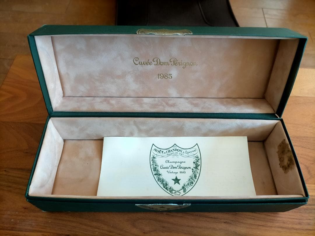 シャンパン　ドンペリ1985年