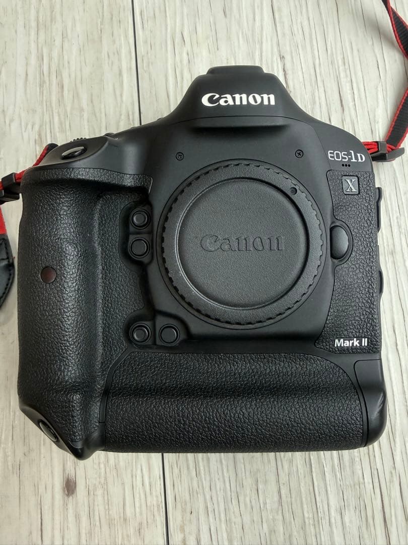 Canon EOS-1D X Mark II デジタル一眼レフ　美品