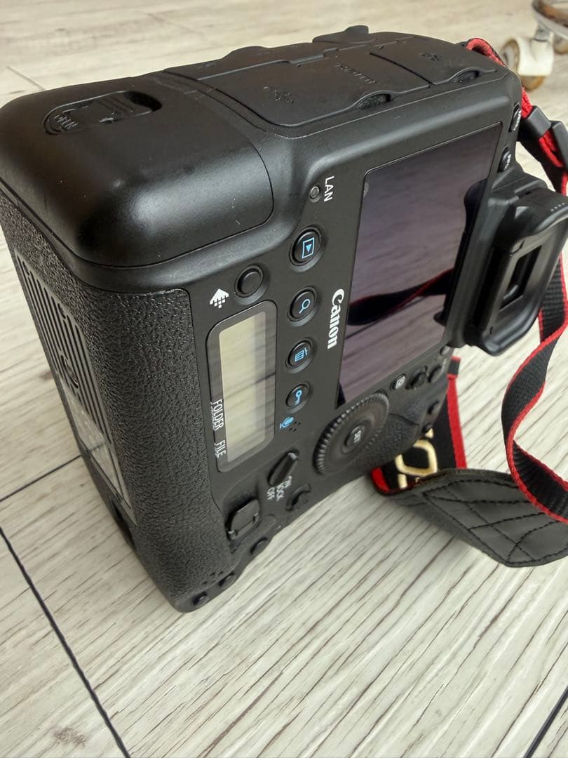 Canon EOS-1D X Mark II デジタル一眼レフ　美品