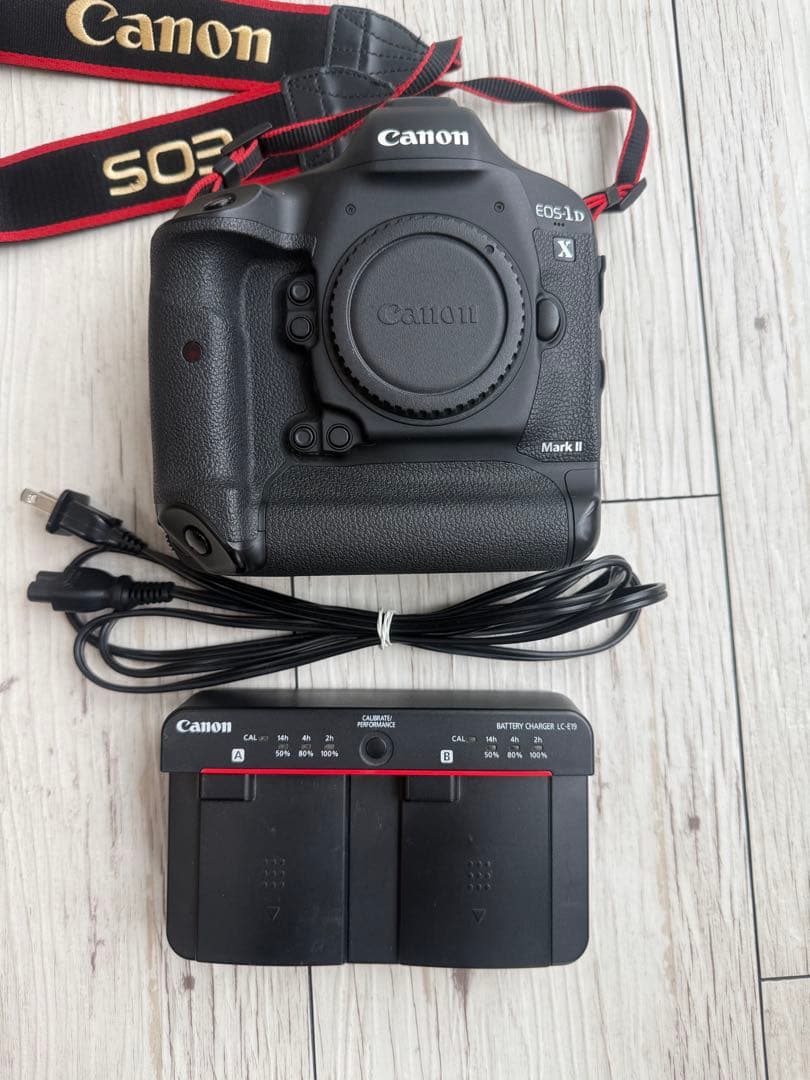 Canon EOS-1D X Mark II デジタル一眼レフ　美品