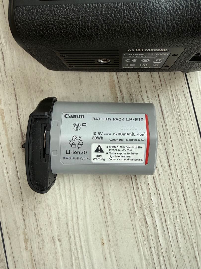 Canon EOS-1D X Mark II デジタル一眼レフ　美品