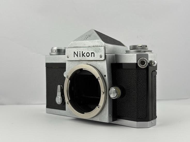 ★美品★ ニコン NIKON F 中期アイレベル ボディ シルバー