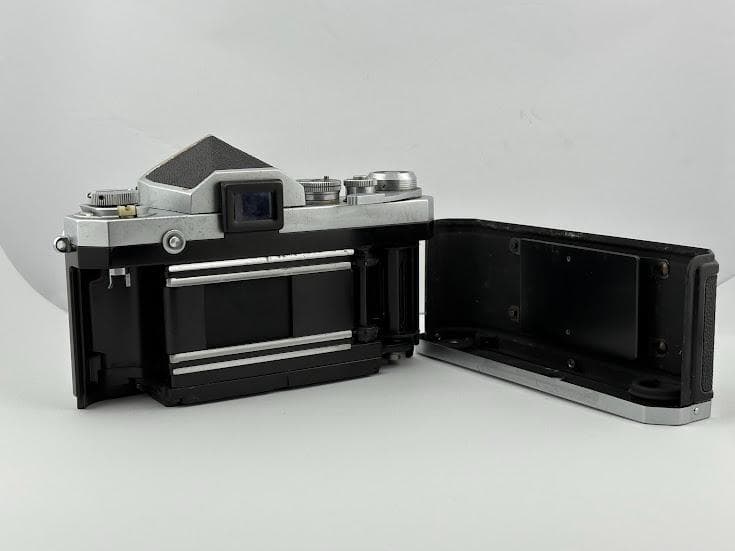 ★美品★ ニコン NIKON F 中期アイレベル ボディ シルバー