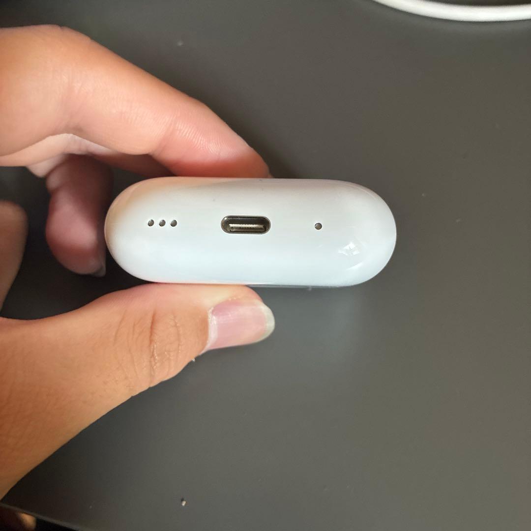 AirPods Pro ケース ホワイト