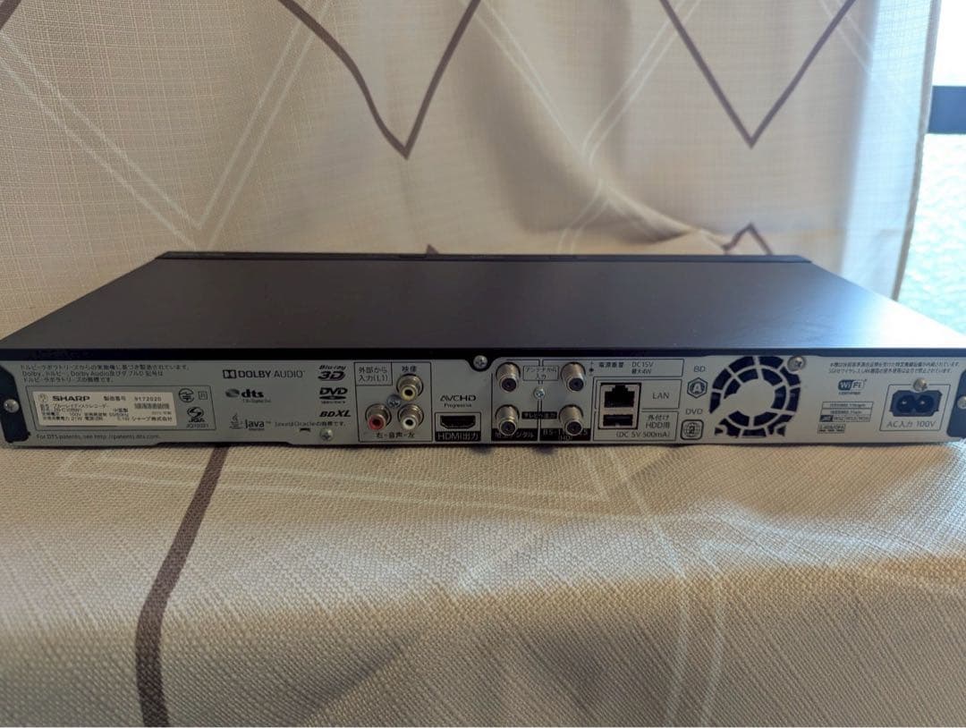 SHARP　AQUOSブルーレイ 2B-C10CW1 2019年製　本体のみ