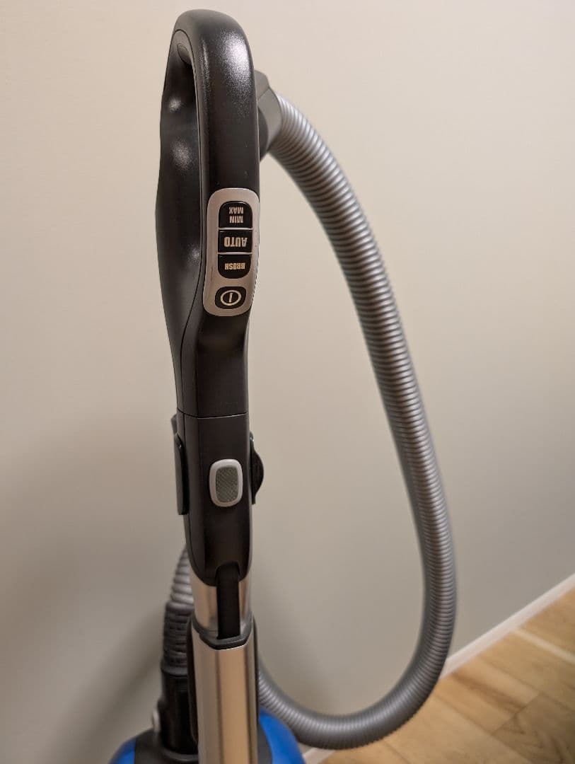 エレクトロラックス　エルゴスリー　キャニスター掃除機 本体