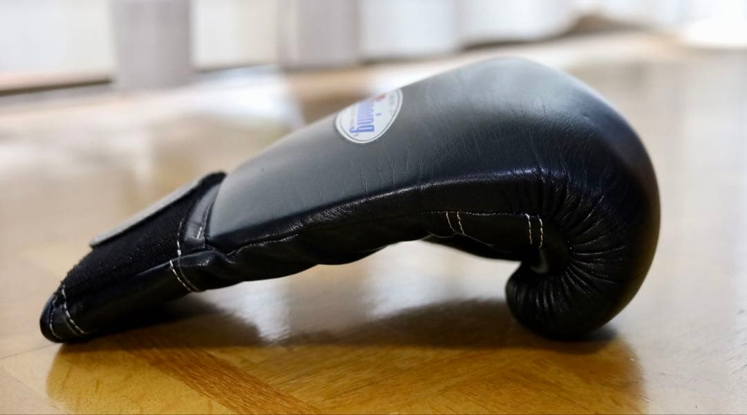 Winning グローブ 8oz 半月使用 美品 トレーニング向け