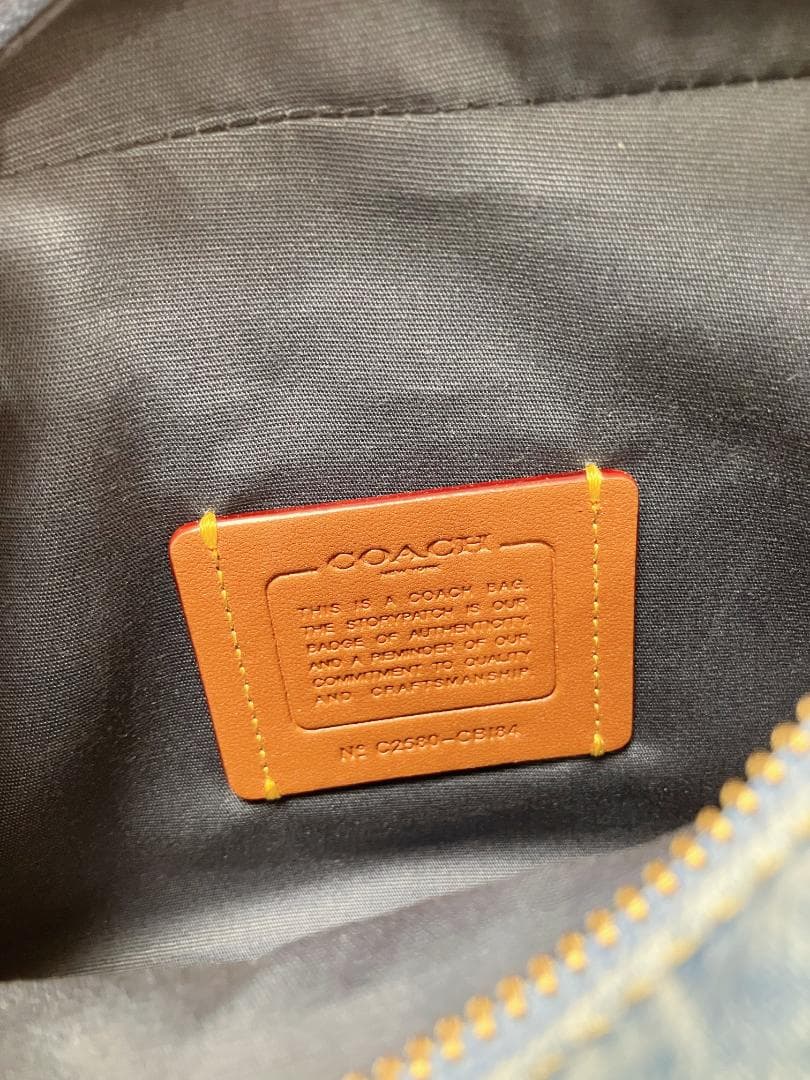 新品coach カーゴ カメラ バッグ