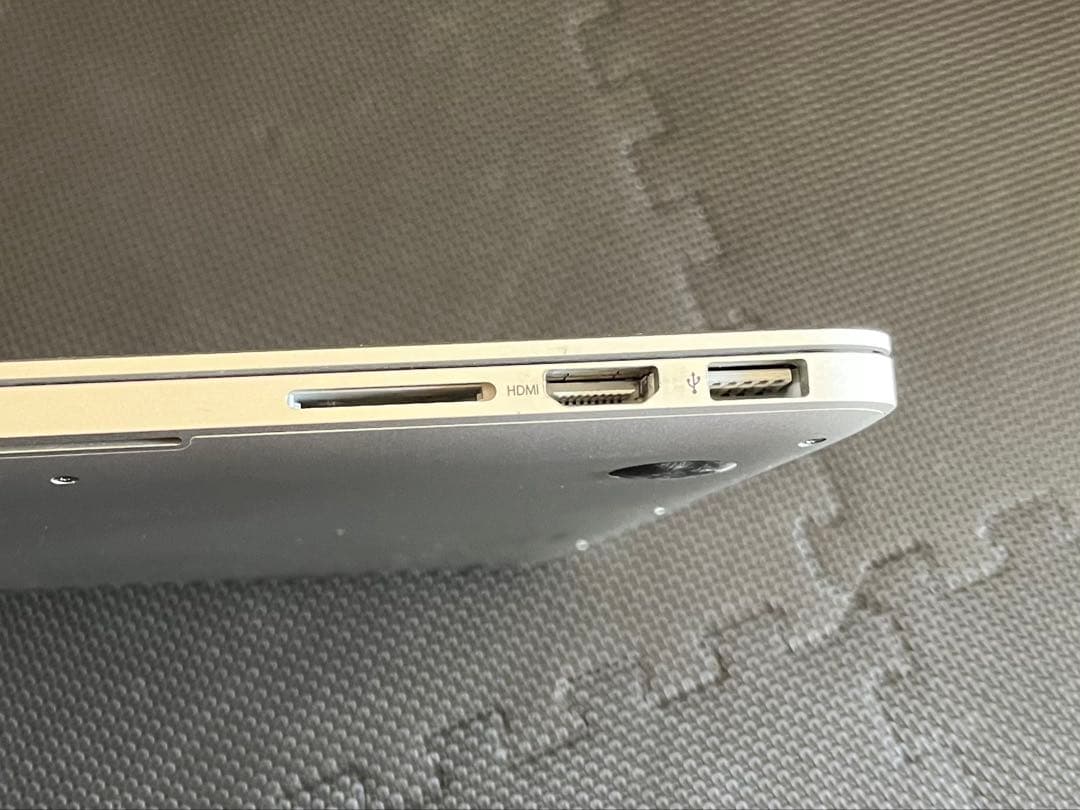 MacBook Pro Retina 13インチ 512GB バッテリー50回