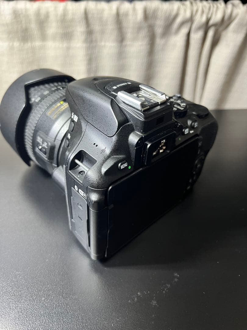 ♫ 美品 大口径レンズ付Nikon D5600 デジタル一眼レフ
