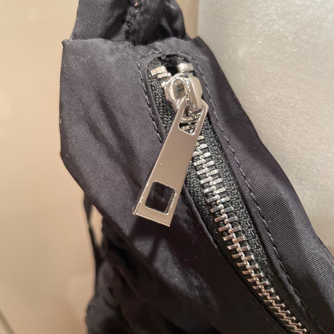 【美品】hun RODESKO　Gather big ショルダーバッグ　ブラック