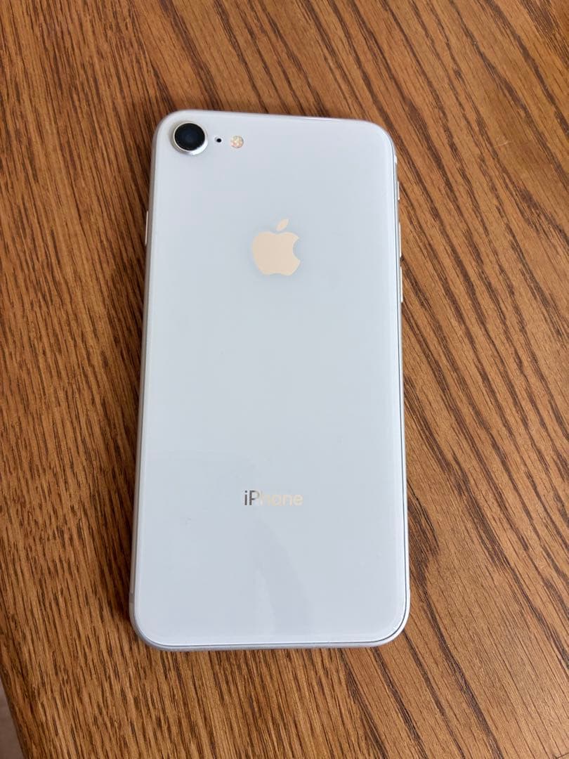 iPhone 8 シルバー SIMフリー　 256GB 本体