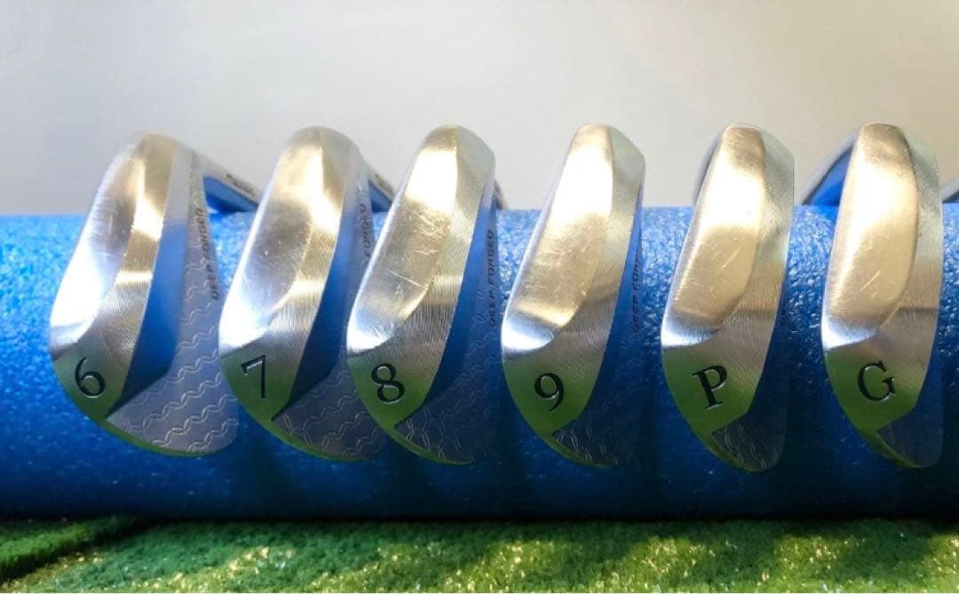 muziik ムジーク ディープフォージドマッスル2アイアンプラスウエッジセット