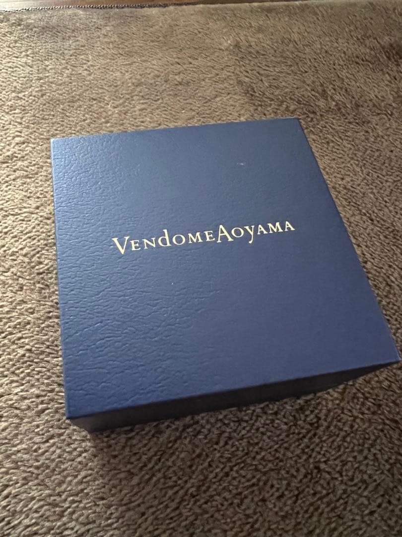 【ピアス・片耳】ダイヤモンドピアス　片耳　バンドーム青山