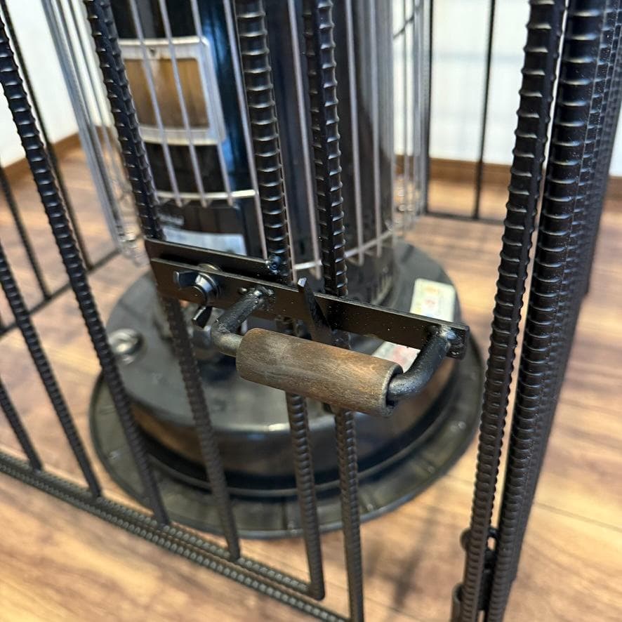 p*e様 トヨトミ対流型石油ストーブ KS-67H対応 ストーブガード異形鉄筋無