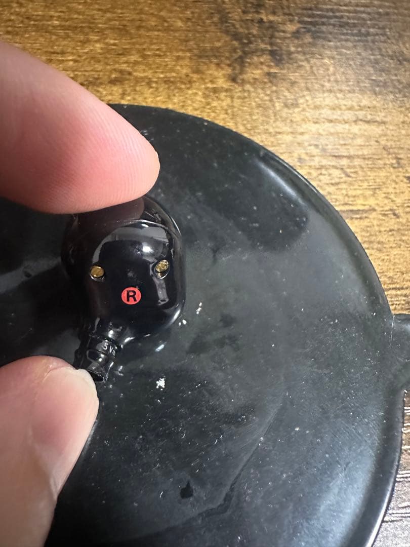 SONY 1000X ワイヤレスイヤホン ブラック 充電ケース付き