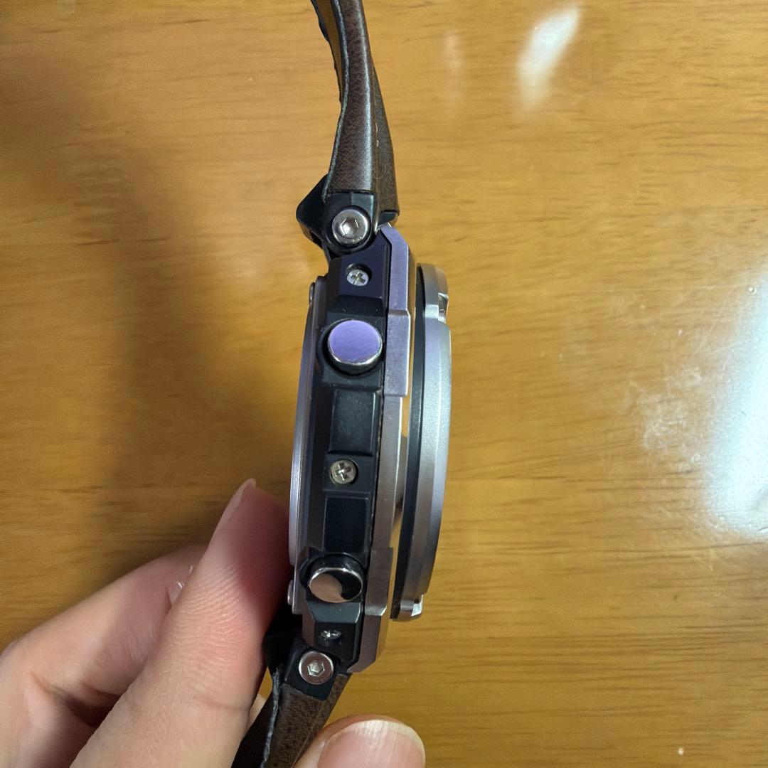 G-SHOCK gst w130l ソーラー電波メンズ　説明書あり