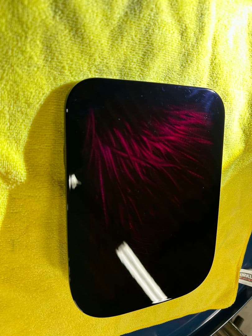 80ヴォクシー　ノア　グラインダータトゥー　ヒューエルリット　給油口