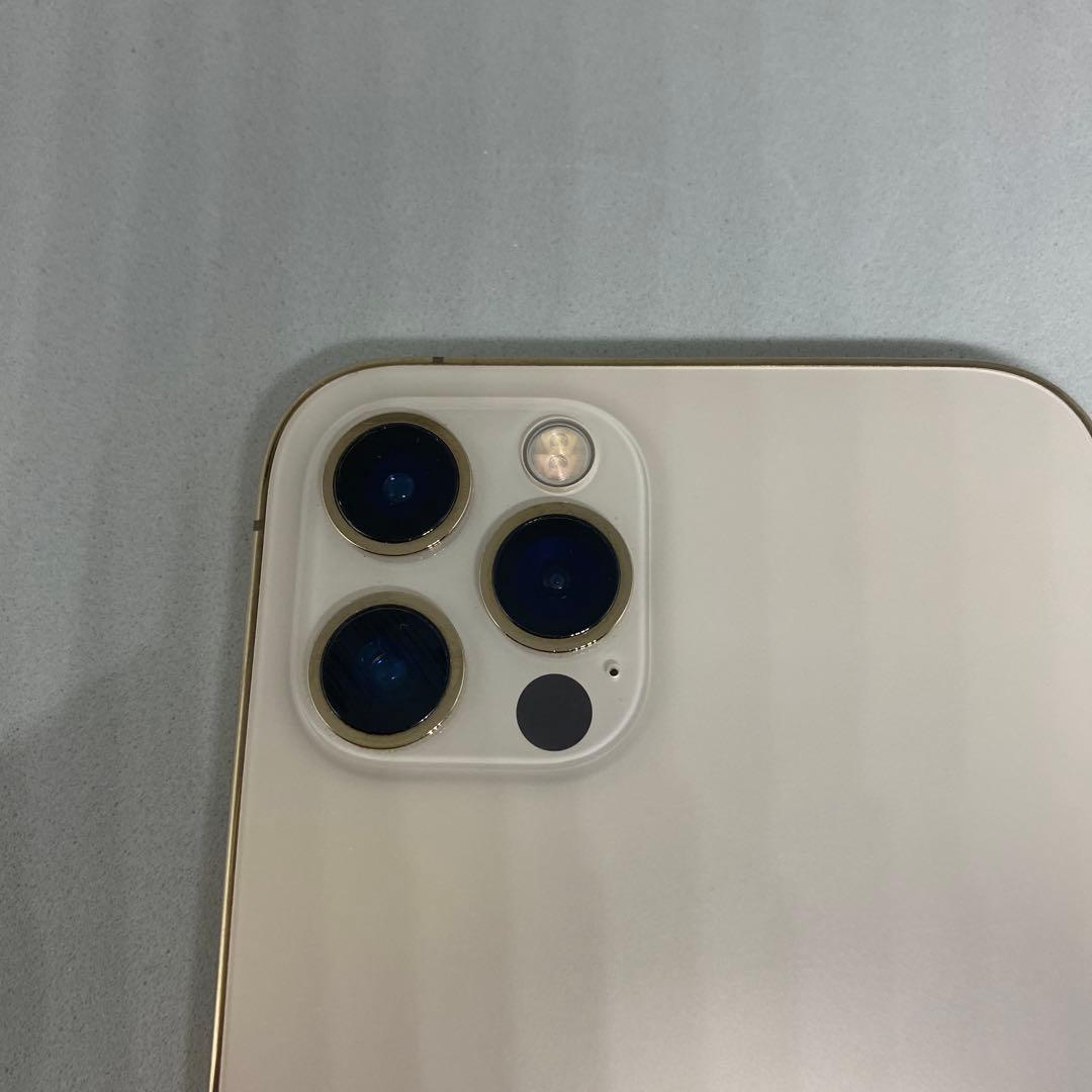 バッテリー77% iPhone 12 Pro 256GB ゴールド