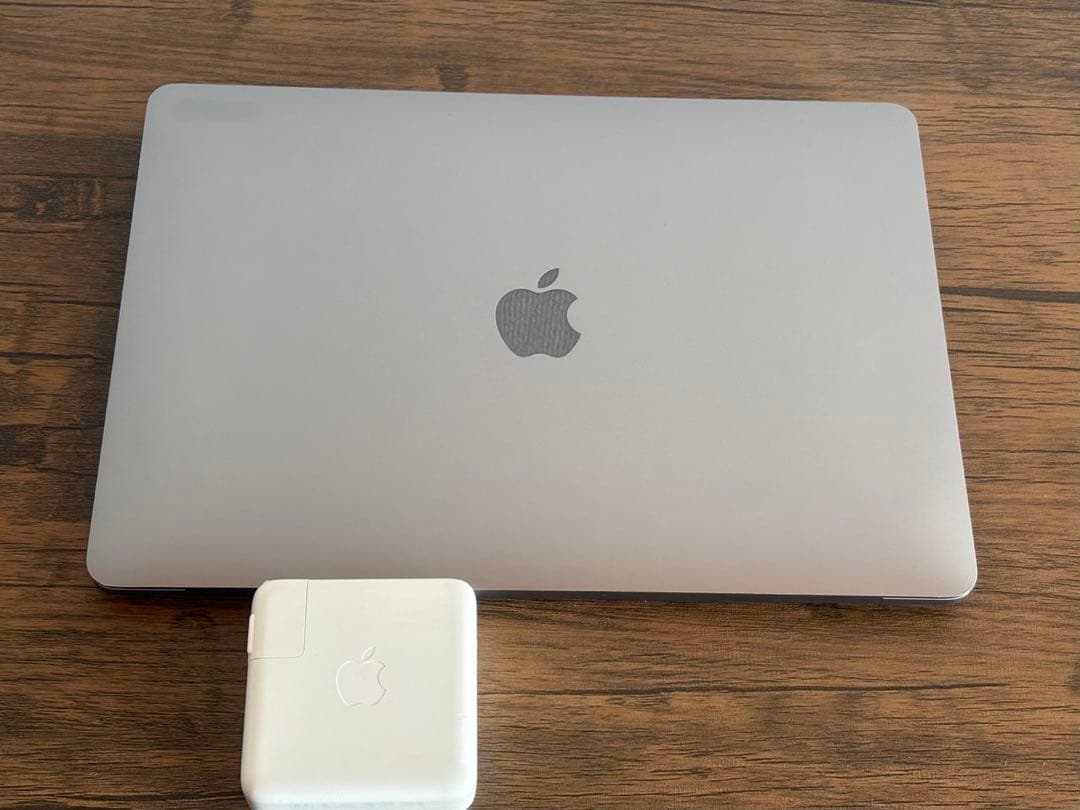 MacBook Pro 13インチ M1 メモリ16GB/SSD1TB