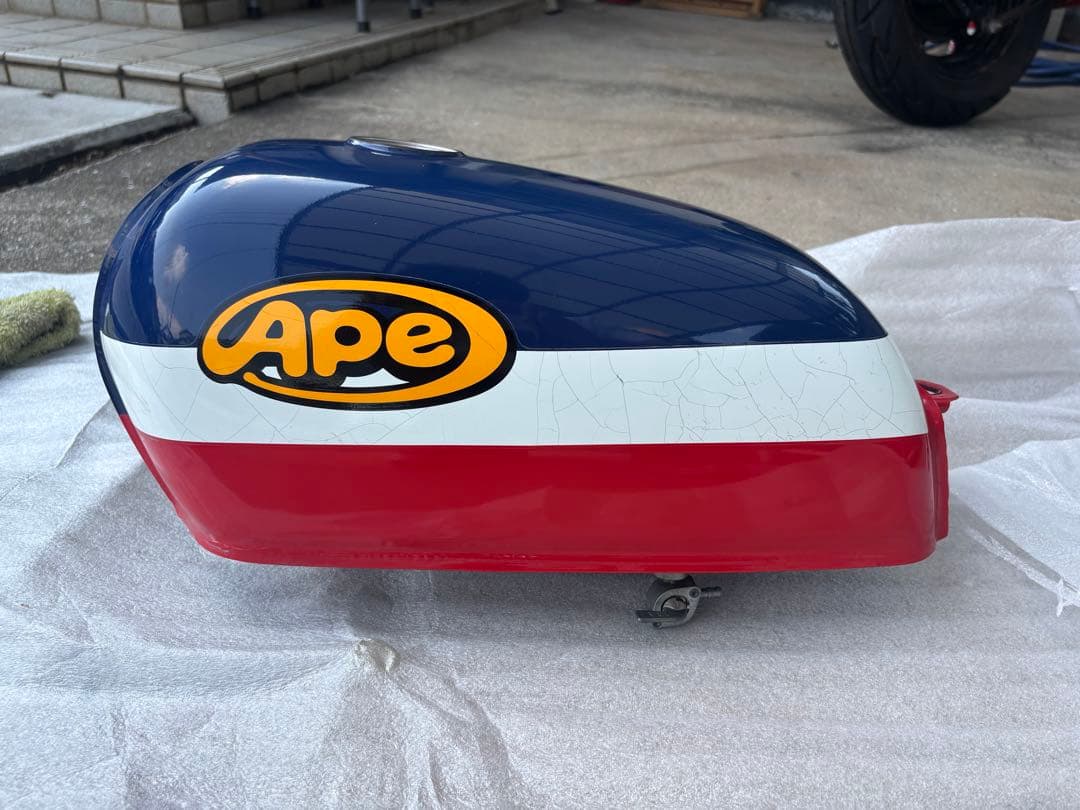 Ape ガソリンタンク 青/赤/白