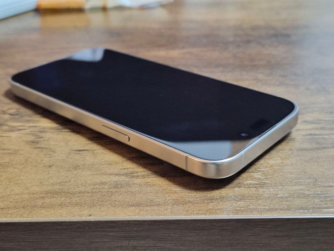 iPhone 15 Pro 128 GB（SIM フリー）