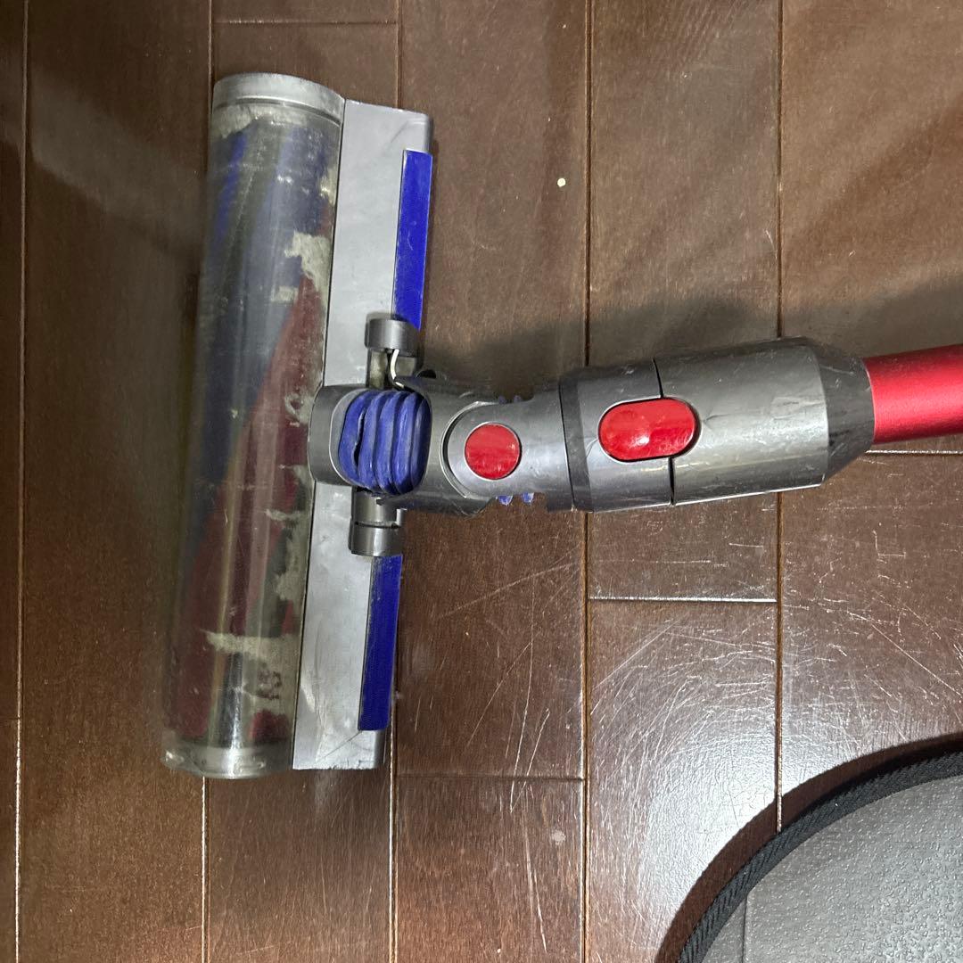 Dyson V8 Slim Fluffy スティッククリーナー　SV10KSLM