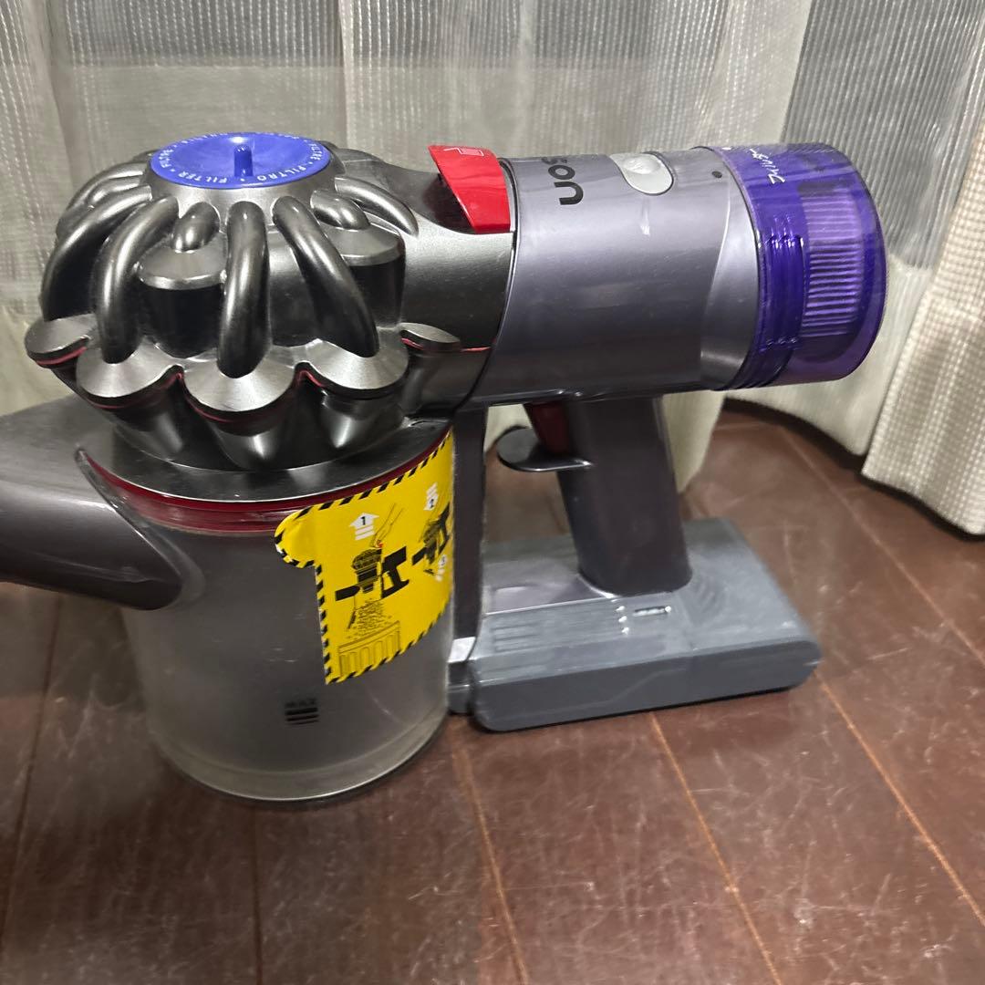 Dyson V8 Slim Fluffy スティッククリーナー　SV10KSLM