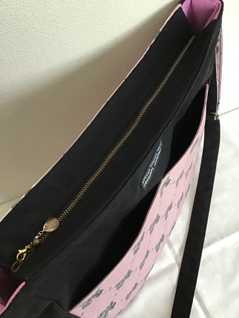 ハンドメイドショルダーバッグ☆ファスナーショルダー☆＊まる＊です♪