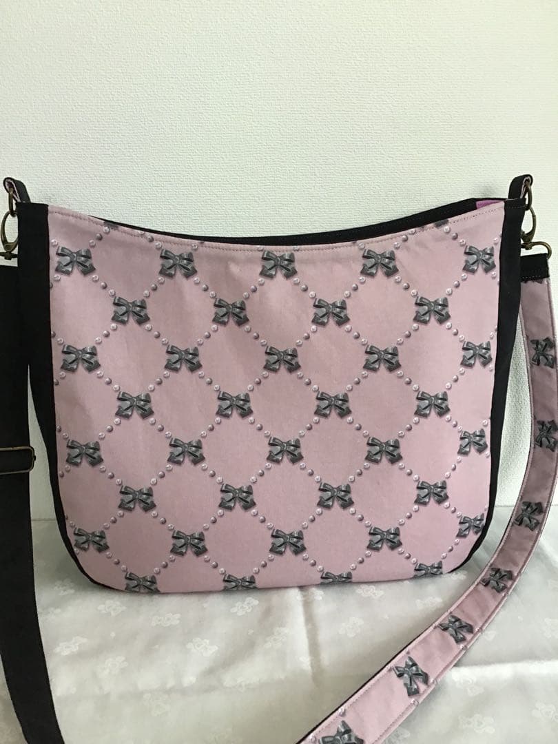 ハンドメイドショルダーバッグ☆ファスナーショルダー☆＊まる＊です♪