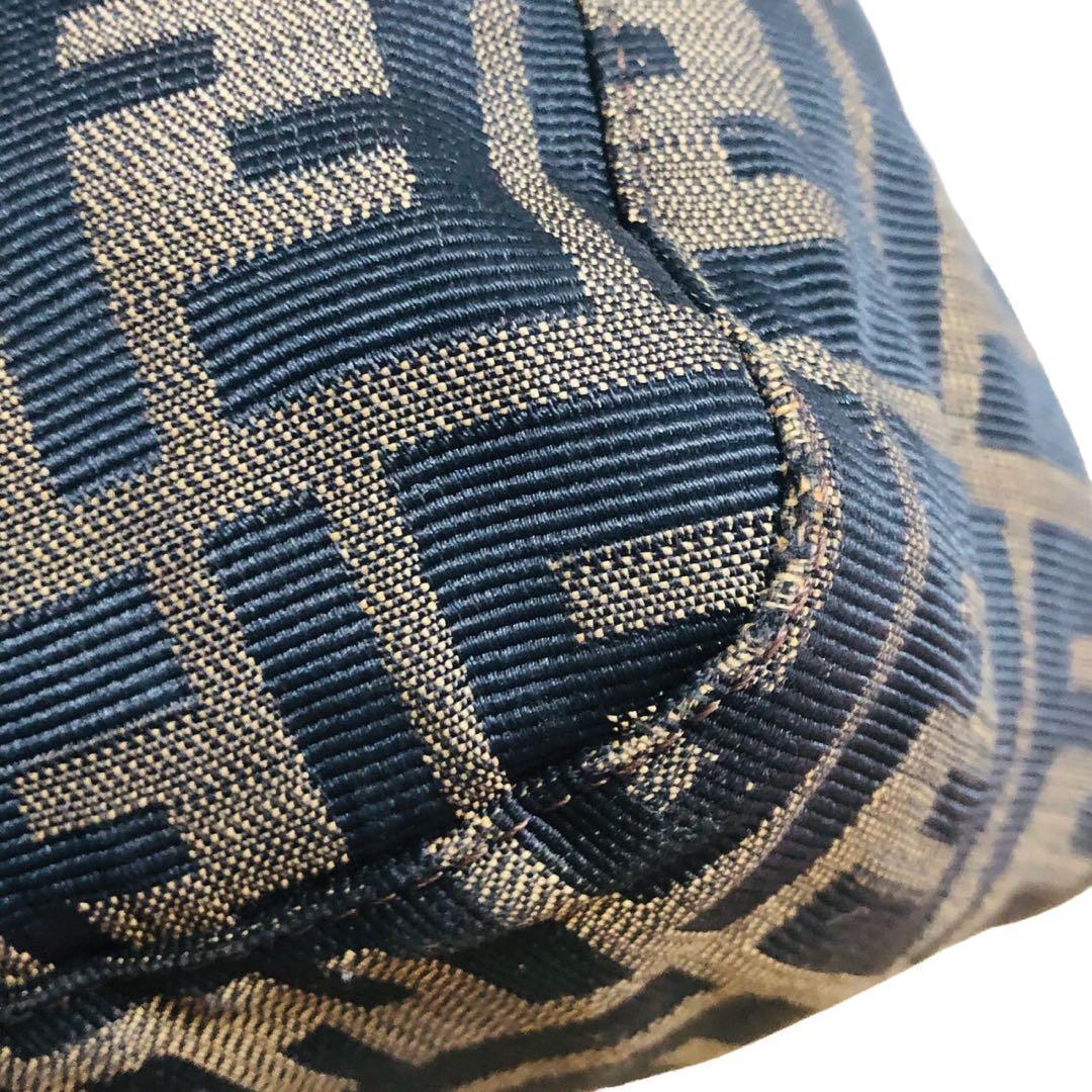 bashmentFENDI フェンディ マンマバケット ズッカ柄 FF