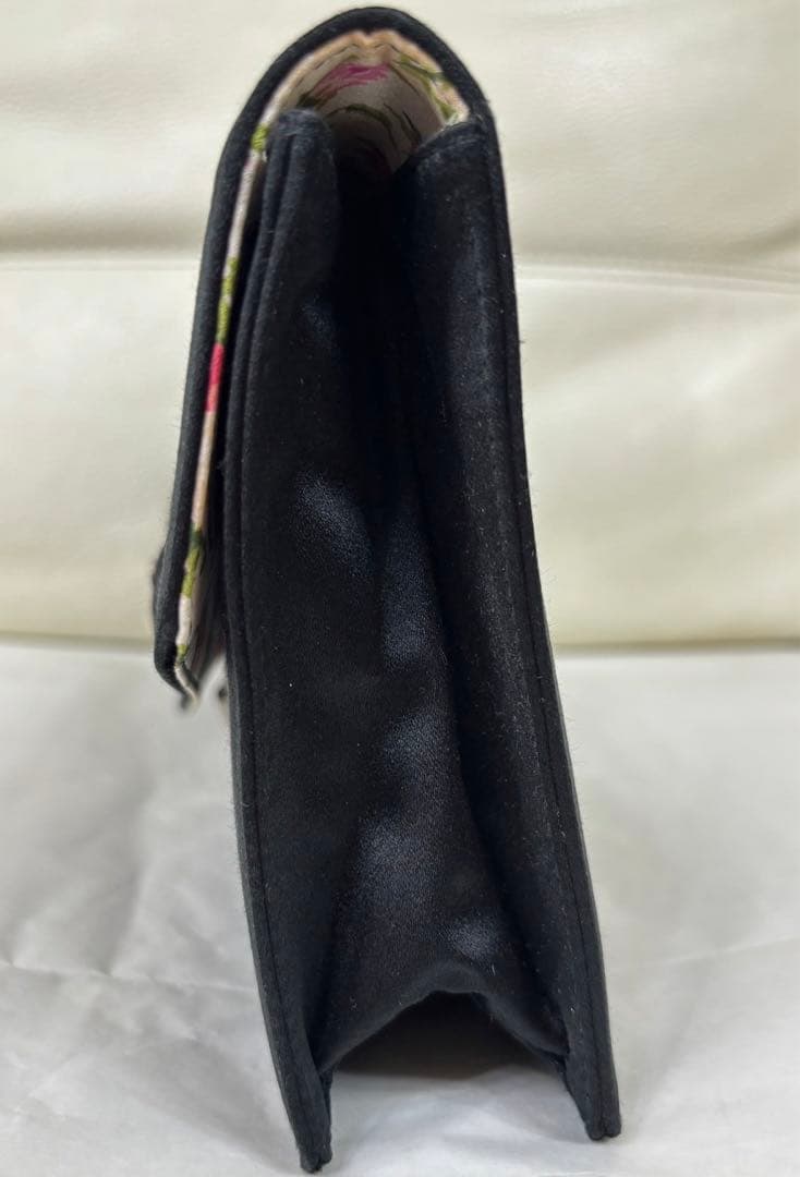 PRADAプラダクラッチバッグ